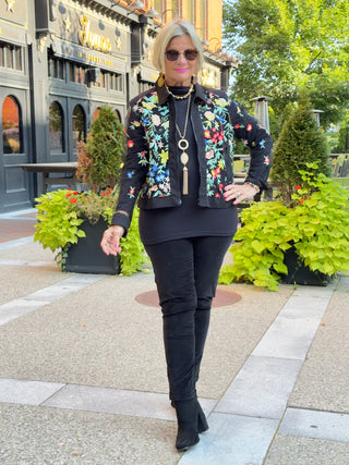 AFTERNOON AT THE GARDEN LACE BLACK JACKET