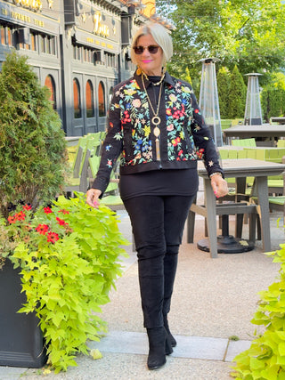 AFTERNOON AT THE GARDEN LACE BLACK JACKET