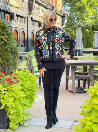 AFTERNOON AT THE GARDEN LACE BLACK JACKET