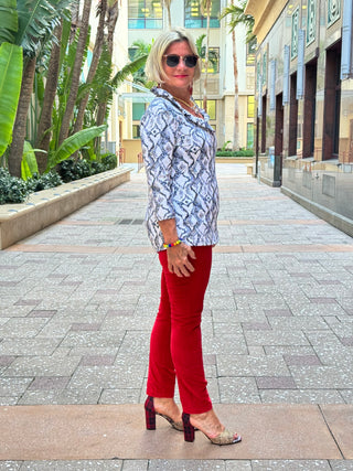 HOLIDAY WINTER WHITE RUFFLE TOP