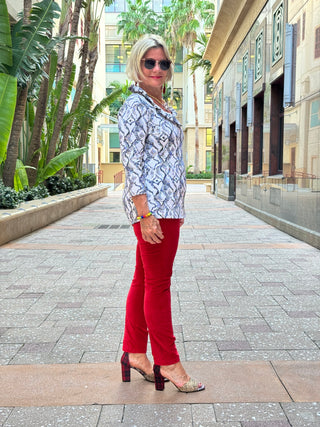 HOLIDAY WINTER WHITE RUFFLE TOP