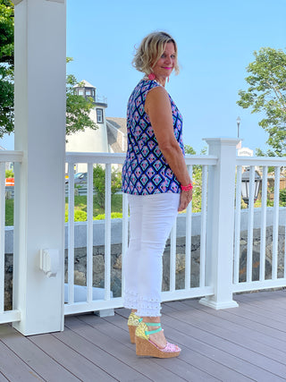 TAILORED PINEAPPLE VACA SLEEVELESS TOP