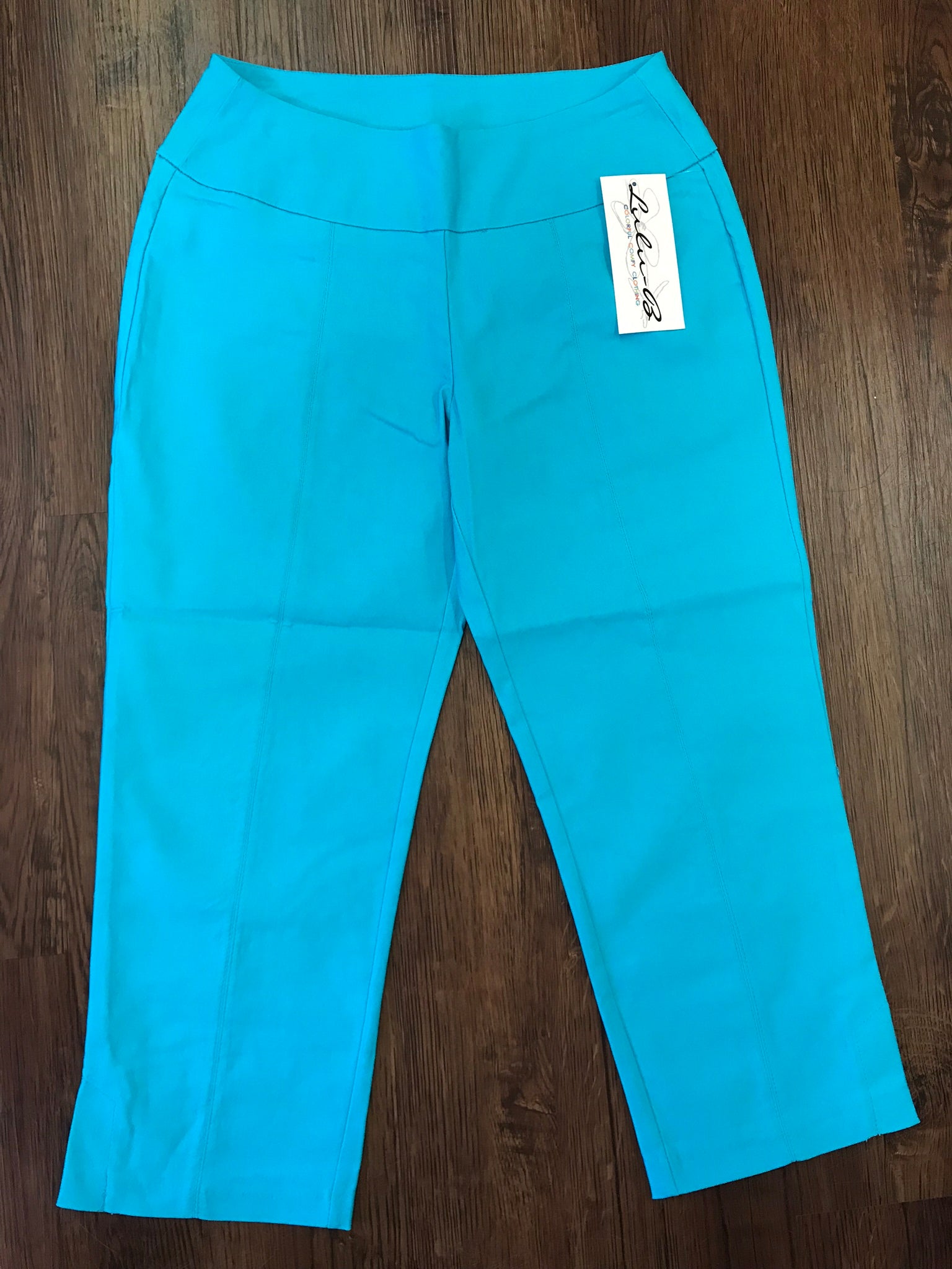 Lulu-B Women's Multi Colored Leaf Print Athleisure Capri Pants Size 2 XS  NWT