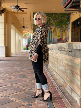 CITY PLACE LEOPARD PONCH0