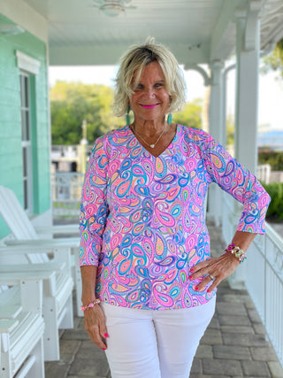 CAROLINA PAISLEY V NECK